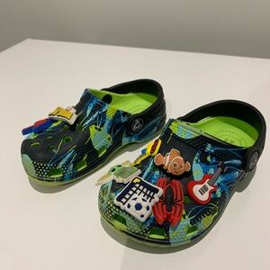 Crocs size 8